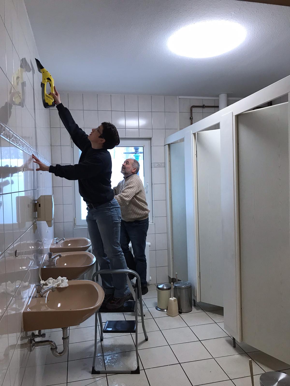 Sanierung WC-Anlagen&Garderobe im SH-01.02-02.02.2019  (2)